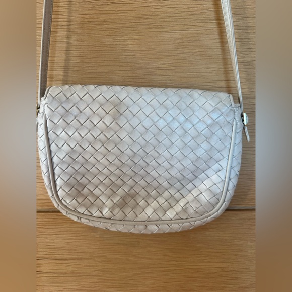 Bottega Veneta Men Bottega Veneta Intrecciato Crossbody Bag